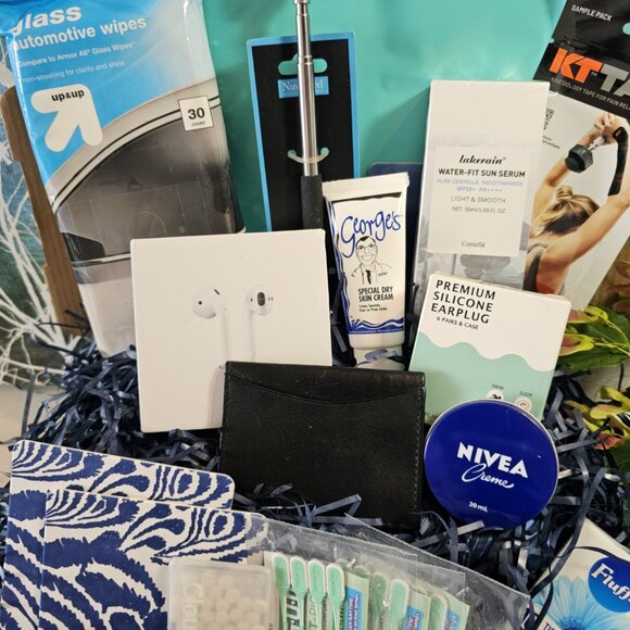 Blue Essential Spa Box - Picture 2 of 15